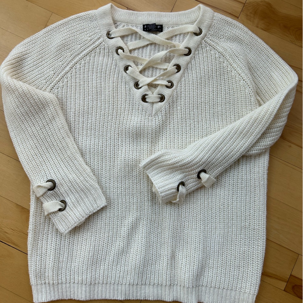Women’s Sweater